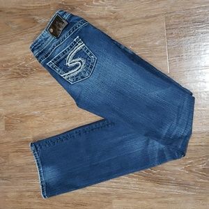 (W28/35L) Silver Jeans Co. Tuesday 16 ½" Designed in Canada Slim Denim Classic